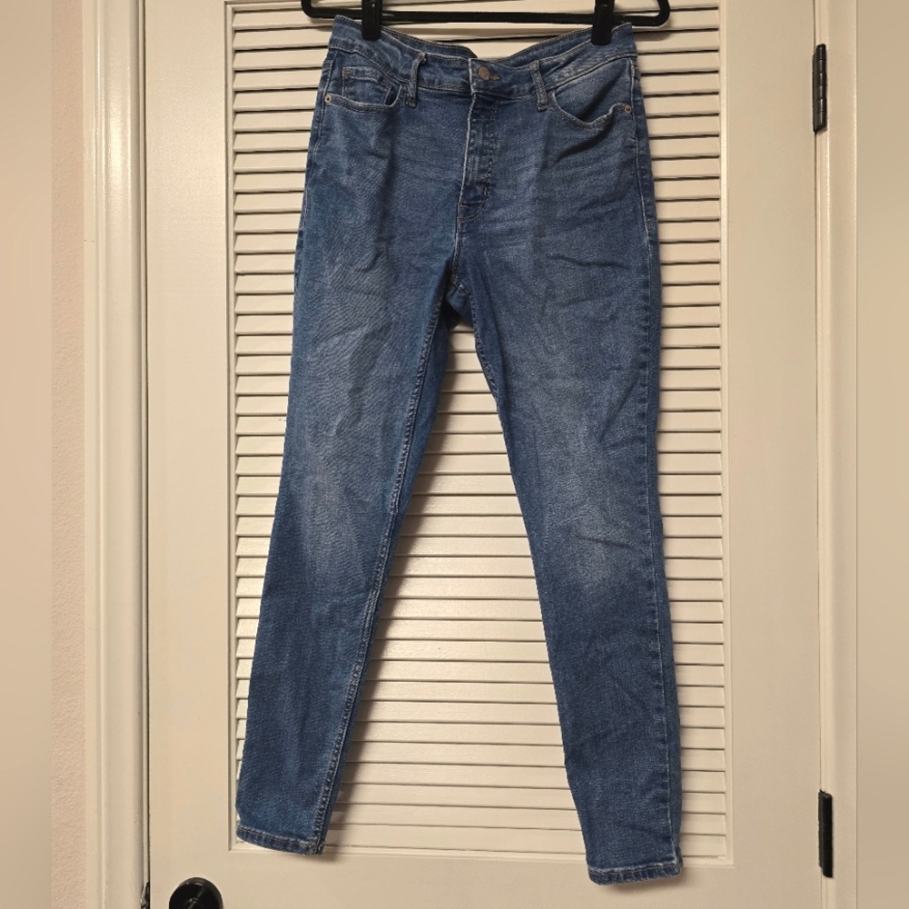 Old Navy - Rockstar High-Rise Super Skinny Jeans With Pockets